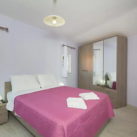 Apartman Kolorina *
